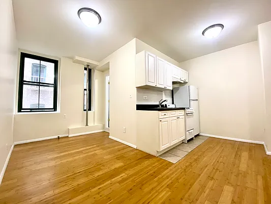 Rented by City & Suburban | media 9