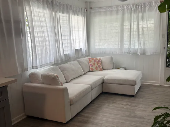 917 Aalapapa Dr #2, Kailua, HI 96734