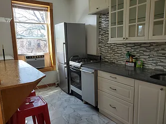 Rented by Capri Jet Realty Corp