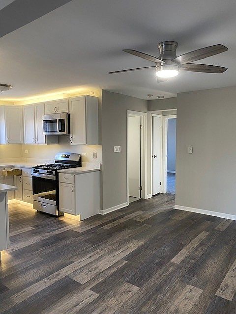 1st image of 1121 Chalet Dr APT 1W