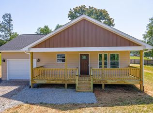 55 Live Oak Pt, Franklin, NC 28734