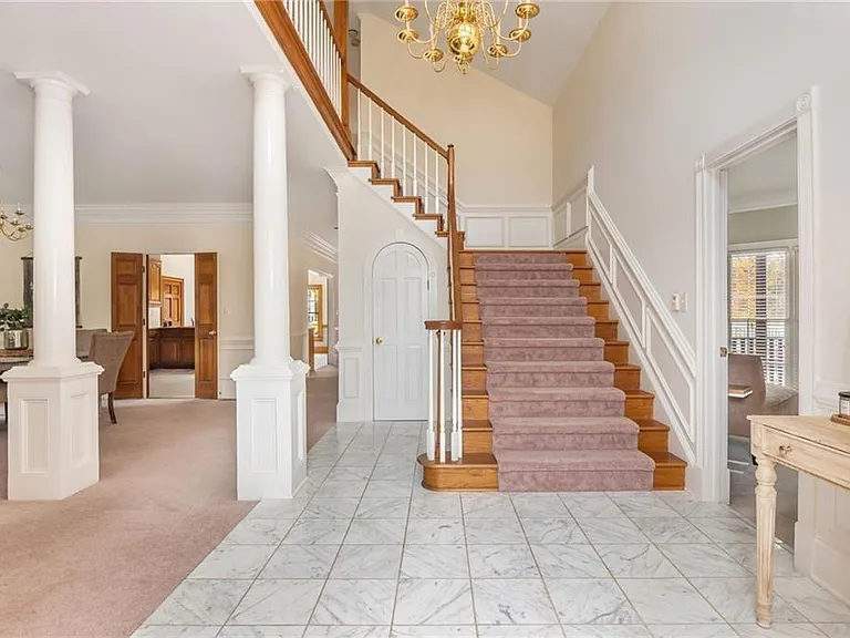 830 Cramac Dr — Photo 3
