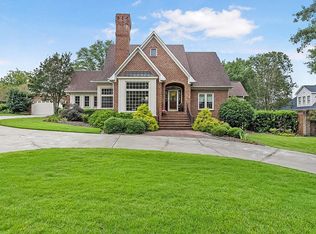 11 Chancellors Park Ct, Simpsonville, SC 29681