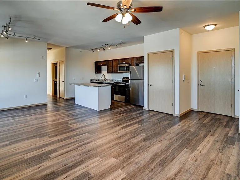 2128 Luann Ln #105 — Photo 2