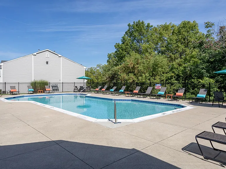 Arbor Club Apartments - Ann Arbor, MI — Photo 21