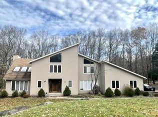 11 Vista Dr, Rockaway Twp, NJ 07866