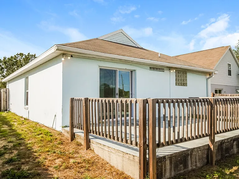3744 Dartford Dr — Photo 15