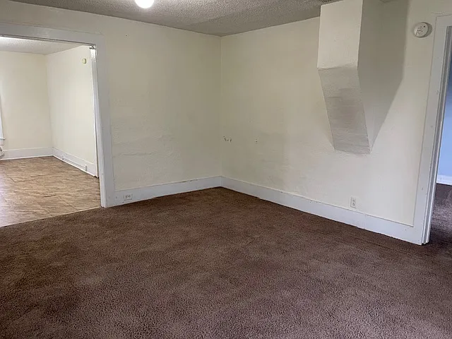 620 E Crawford St — Photo 6