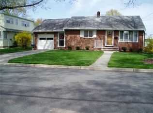 93 Jfk Dr, Milltown, NJ 08850