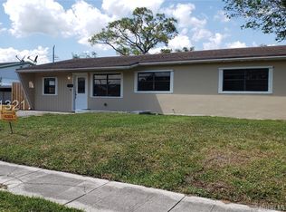 7111 Hope St, Hollywood, FL 33024