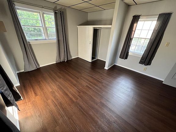 2nd image of 418 Jackson St #418