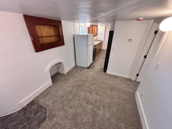 308 1/2 S 16th St, Laramie, WY 82070