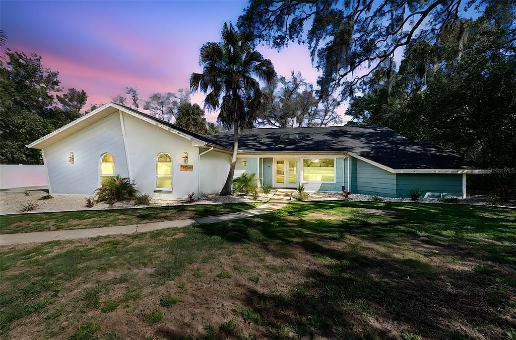 ちーず 7995 CHAUCER DRIVE, Weeki Wachee, FL 34607 | Zillow