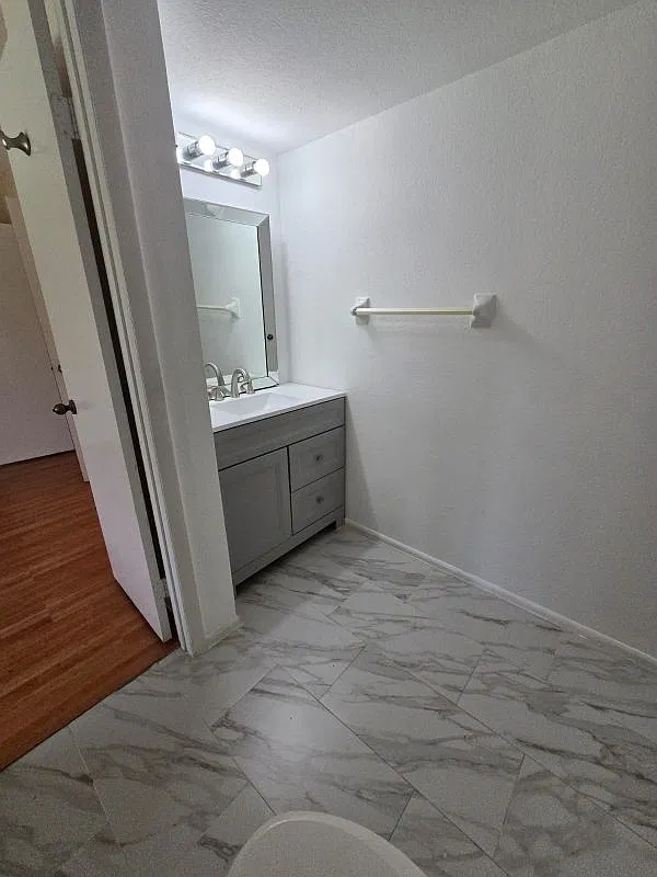 1845 Palm Cove Blvd — Photo 4
