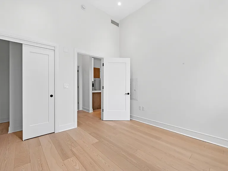 38 Jackson St #315 — Photo 16