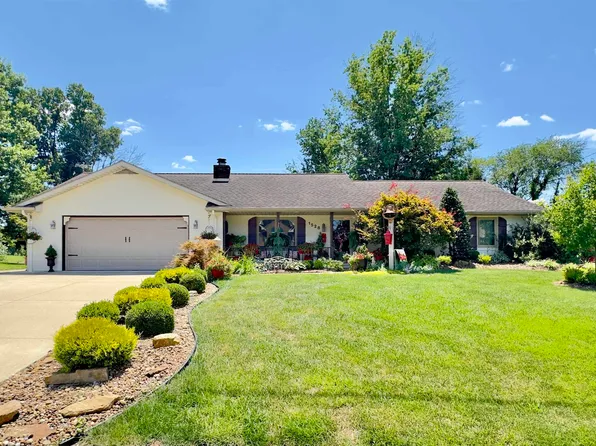 1528 Grandview Dr, Jasper, IN 47546