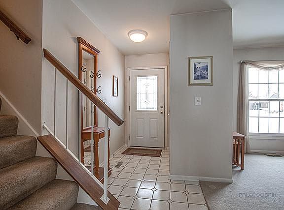 5th image of 1104 Tracy Ln