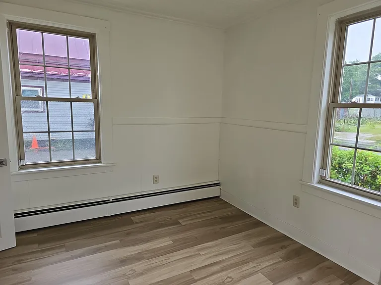 220 Main St #1 — Photo 10