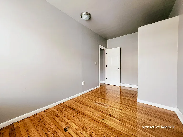 1615-17 W 78th St #2 — Photo 12