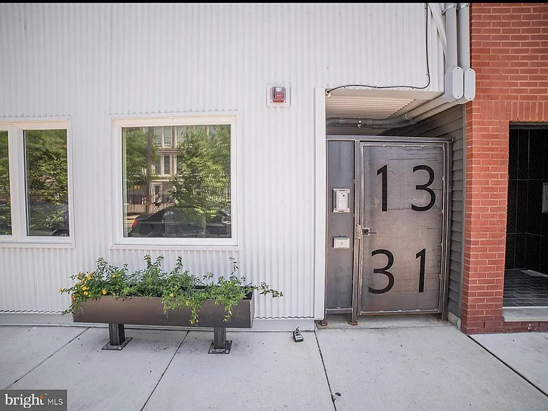 1331 N Randolph St #9 — Photo 13