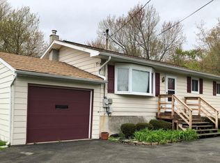 1673 Church St, Tobyhanna, PA 18466