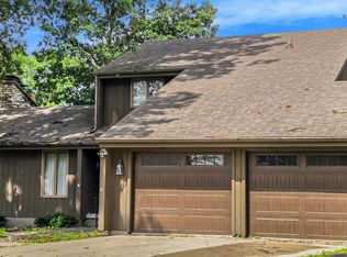 1354 Mayer St, Menasha, WI 54952