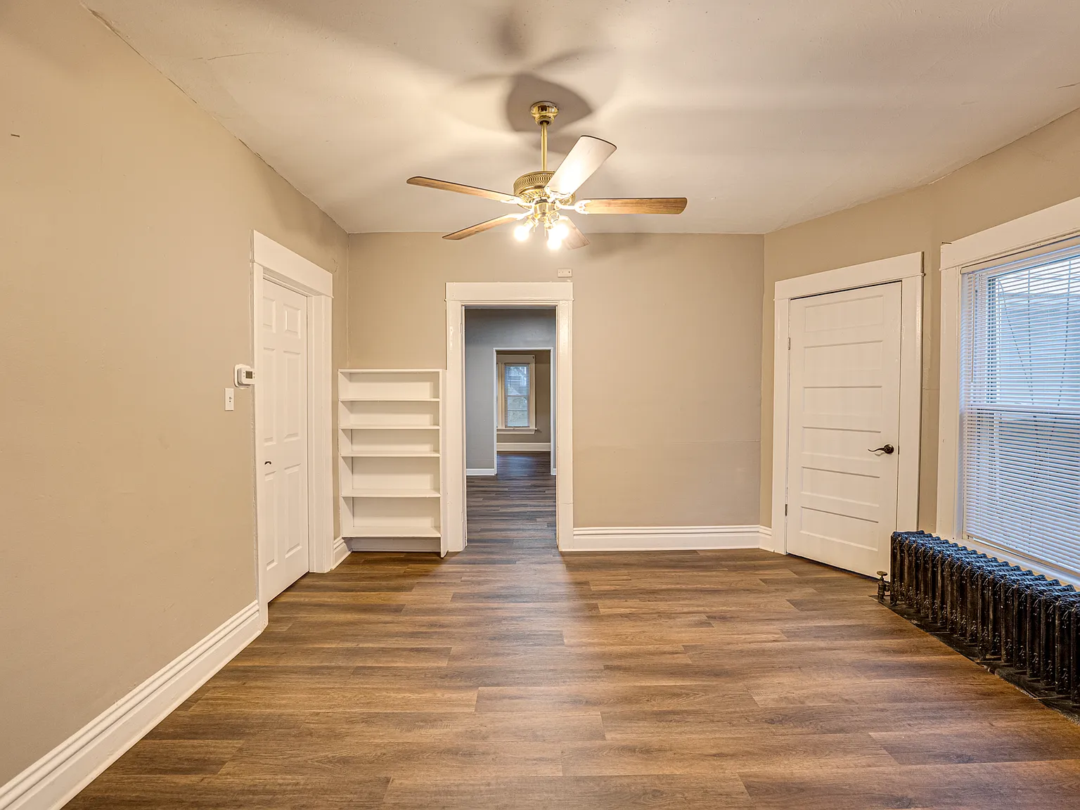 3 bed, 700 sqft, $1,750 — Photo 4