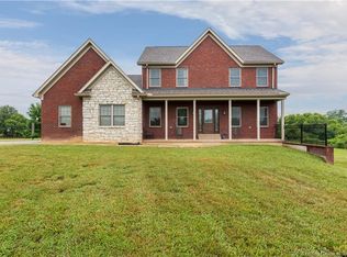 220 Saddleback Dr, Charlestown, IN 47111