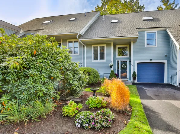 113 Hawthorne Village Road, Nashua, NH 03062