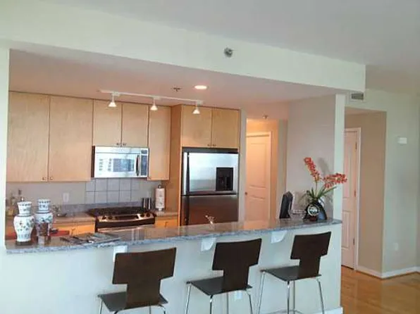 3338 Peachtree Rd NE, Atlanta, GA 30326