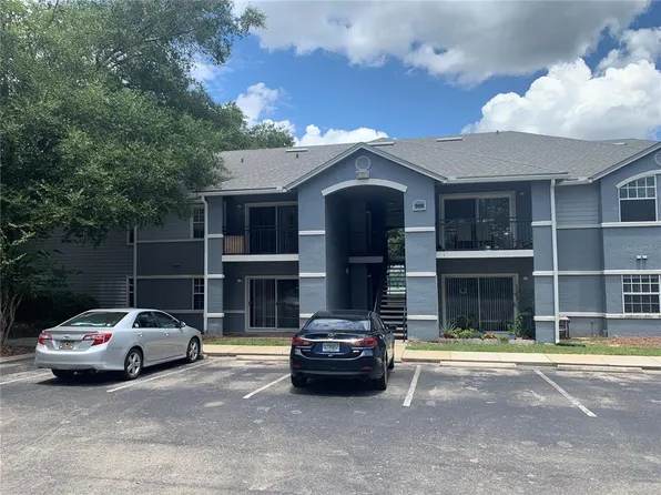 3705 SW 27th St APT 915, Gainesville, FL 32608