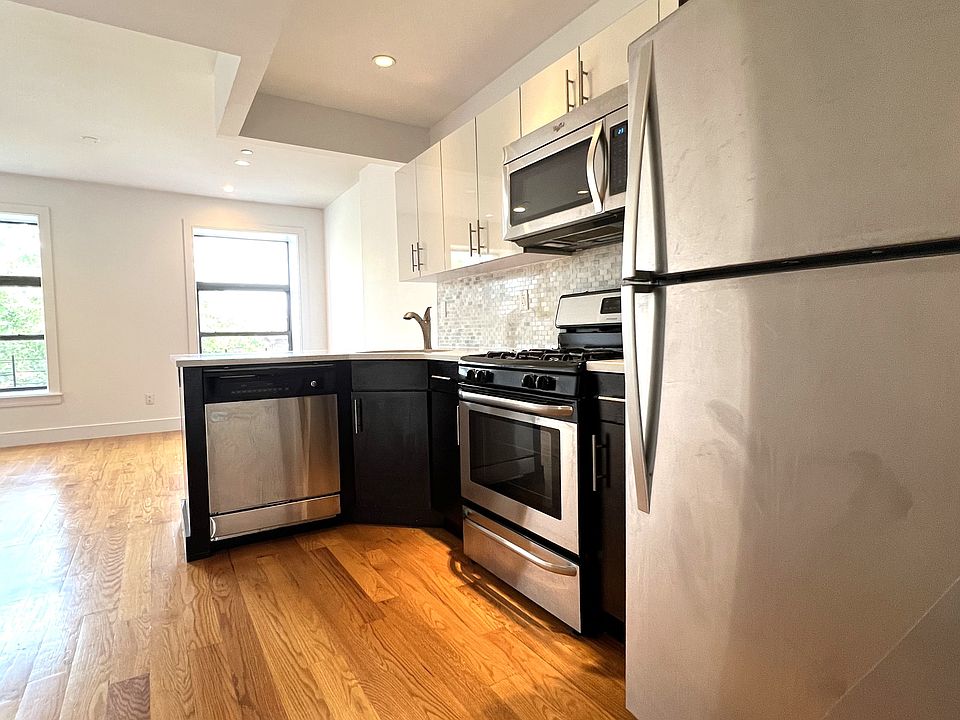 1st image of 104 W 129th St APT 3