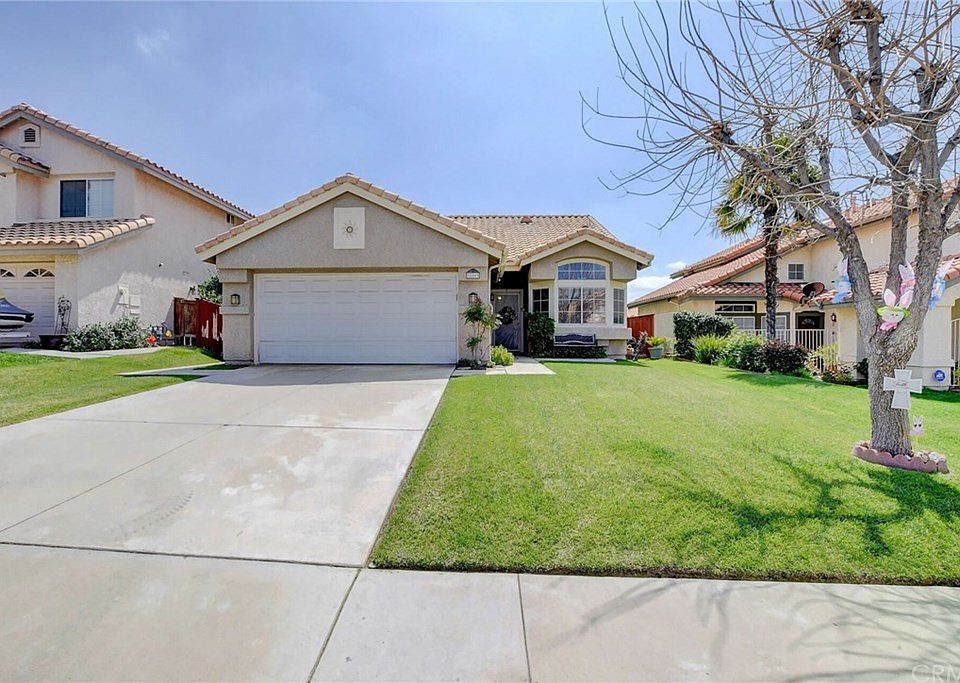 1st image of 35069 Willow Springs Dr