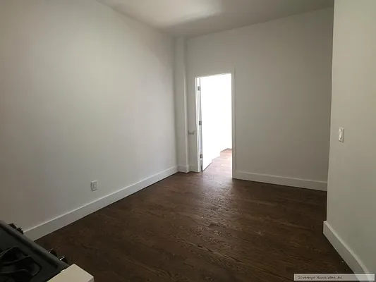 Rented by Sovereign Associates | media 34