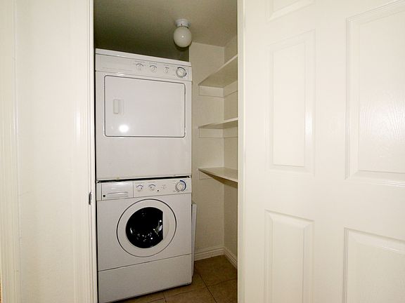 5th image of 1312 S Hardy Dr