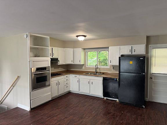 2nd image of 10031 Bon Oak Dr