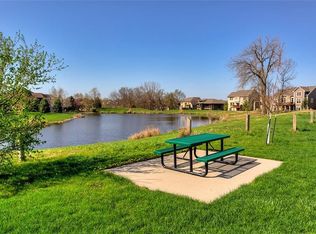 16218 Tanglewood Dr, Urbandale, IA 50323