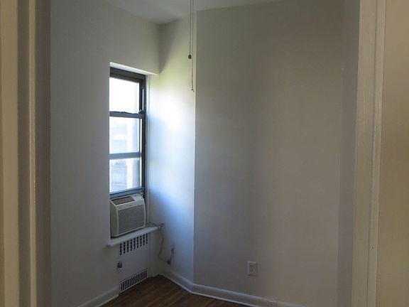 5th image of 1645 York Ave #5A