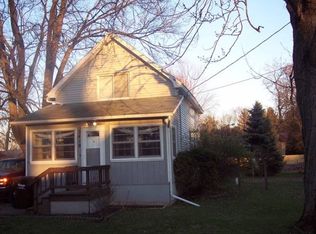 3419 Munson St, Lansing, MI 48917