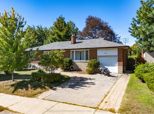 181 McGill St, Mississauga, ON L5A1V1