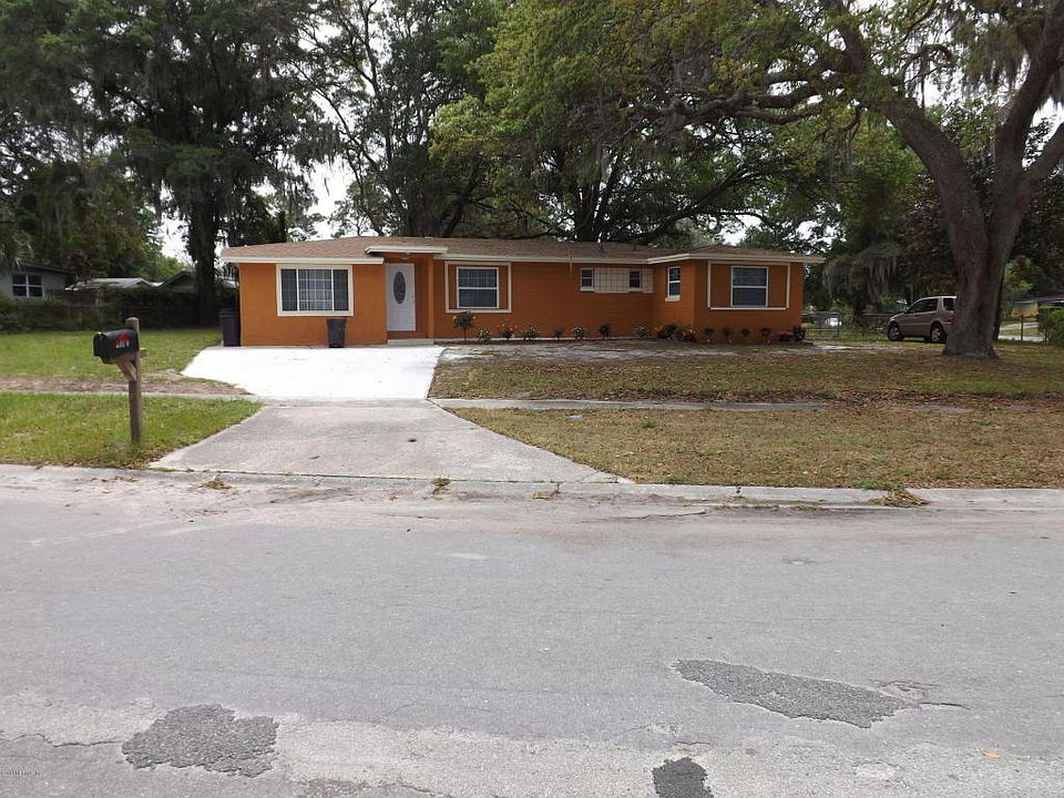 1st image of 160 Hollis Dr S