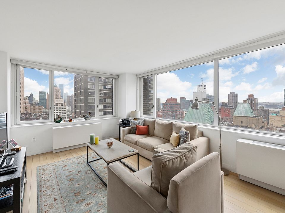 1st image of 322 W 57th St APT 25B2