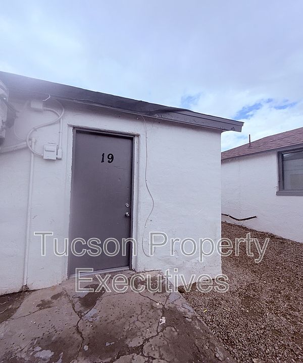 1st image of 234 E 32nd St Unit 19