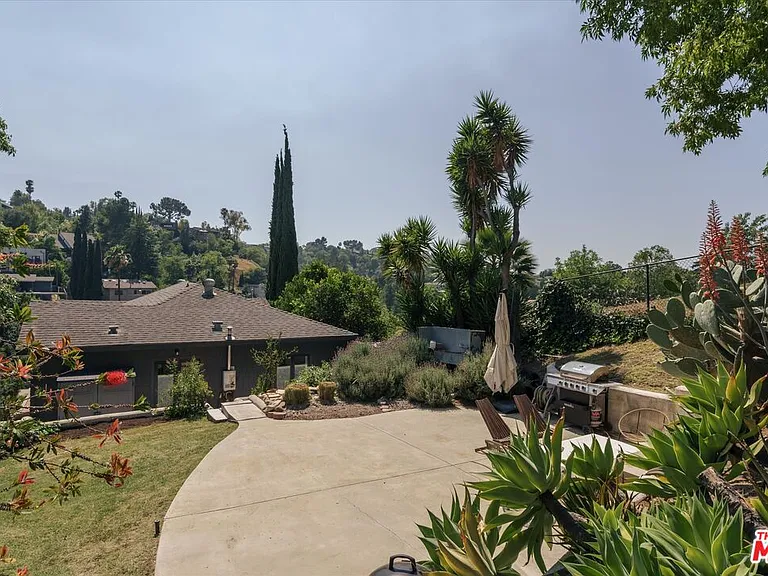 1130 El Paso Dr — Photo 24