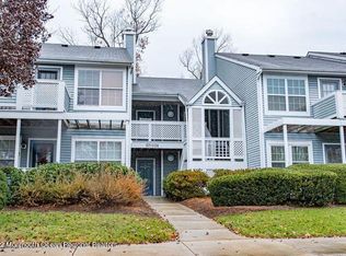 102 Cypress Ct, Howell, NJ 07731