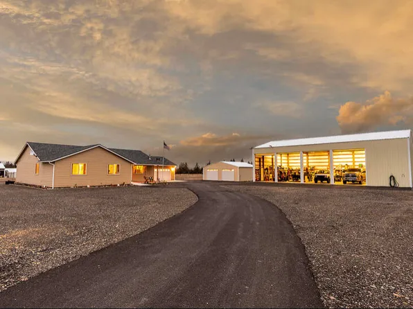 4295 SE Tillamook Loop, Prineville, OR 97754