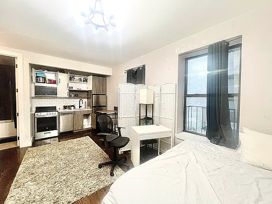 Rented by Doorway NYC, LLC | media 17