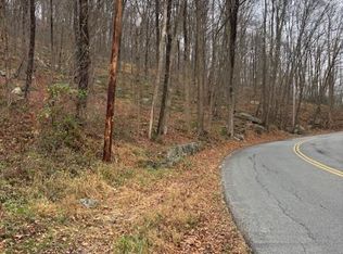 82 Wiccopee Road, Putnam Valley, NY 10579