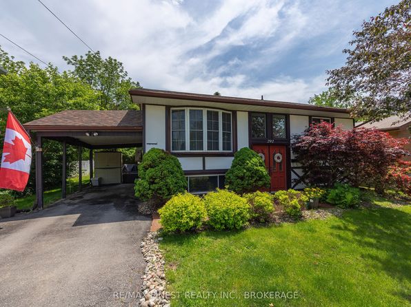 292 Bridge St W, Greater Napanee, ON K7R 2G1