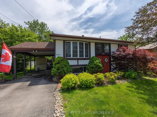 292 Bridge St W, Greater Napanee, ON K7R 2G1